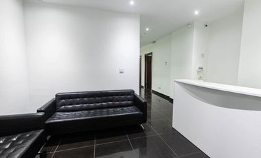 OFICINA 100M2 TOTALMENTE EQUIPADO OFFICE ONE AMOBLADA EN OBARRIO YL