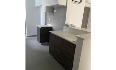 PH PARK SQUARE, TORRE RISE, VIA ESPAÑA