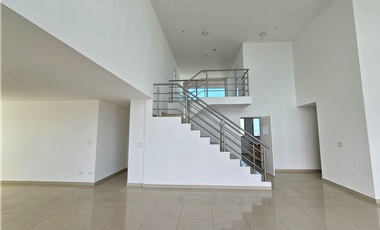 SEA CONFIABLE VENDE O ALQUILA APARTAMENTO EN SEVILLA TOWERS