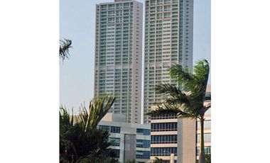 SEA CONFIABLE VENDE O ALQUILA APARTAMENTO EN SEVILLA TOWERS