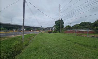 Se vende Terreno Comercial de 2100m2 en La Chorrera