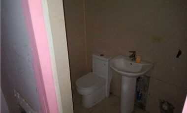 LOCAL / PUEBLO NUEVO / PH POLI / 100 M2 / PLANTA ALTA / VACIO
