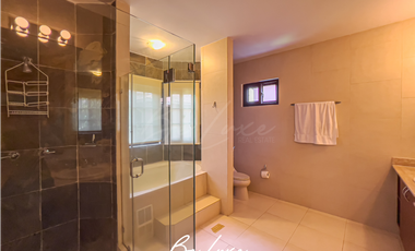 VENTA CASA REMODELADA EN COSTA SUR PH EL DORAL (9)