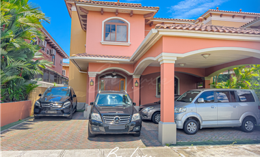 VENTA CASA REMODELADA EN COSTA SUR PH EL DORAL (9)