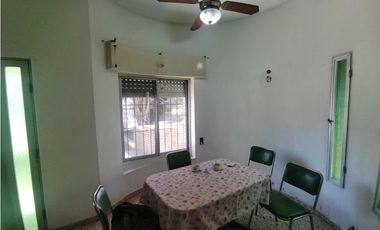 Casa y departamento en venta. Apto edificio. San Lorenzo, Santa Fe