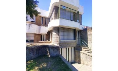 Casa y departamento en venta. Apto edificio. San Lorenzo, Santa Fe