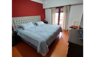 CHALET 5 AMBIENTES A RECICLAR VILLA PRIMERA