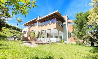 Casa en El Retiro Fizebad en Arriendo