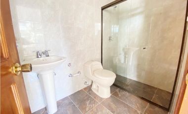 Casa en El Retiro Fizebad en Arriendo