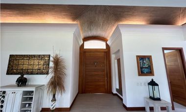 Casa Campestre en Llanogrande para Arriendo Amoblado