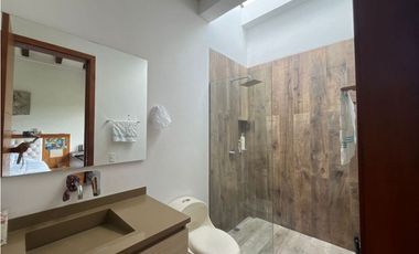 Casa Campestre en Llanogrande para Arriendo Amoblado