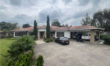 Casa Campestre en Llanogrande para Arriendo Amoblado