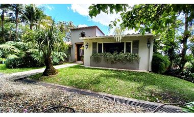 Venta Casa finca 18.000 m² con 20 pesebreras – Rionegro, Capiro