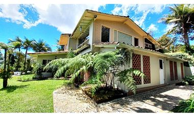 Venta Casa finca 18.000 m² con 20 pesebreras – Rionegro, Capiro