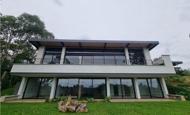 Casa Campestre para Renta en el Carmen de Viboral