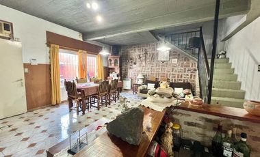 Casa PH en venta en Ituzaingo Norte