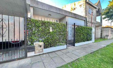 Casa PH en venta en Ituzaingo Norte