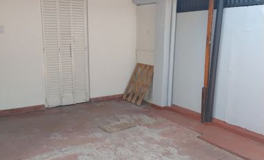 Casa PH en venta en Avellaneda
