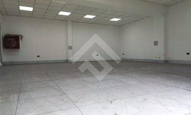 Local Comercial en Arriendo en Franklin / Lira