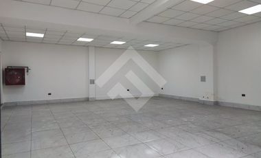 Local Comercial en Arriendo en Franklin / Lira