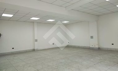 Local Comercial en Arriendo en Franklin / Lira