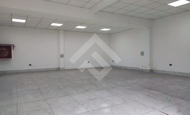 Local Comercial en Arriendo en Franklin / Lira