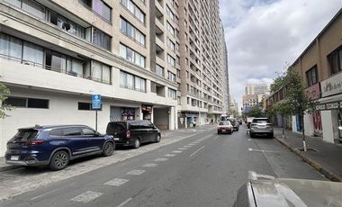 Local Comercial en Arriendo en Eleuterio Ramirez / Arturo Prat