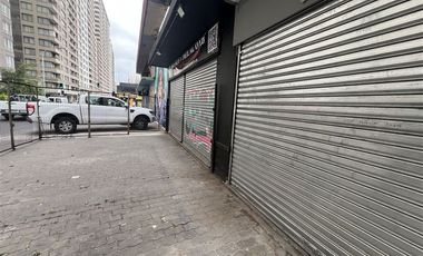 Local Comercial en Arriendo en Eleuterio Ramirez / Arturo Prat