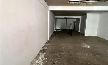 Local Comercial en Arriendo en Eleuterio Ramirez / Arturo Prat