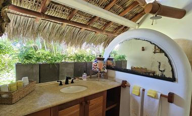 Casa en Barra de Potosi