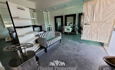 Local Comercial en Arriendo en Stripcenter Via Foresta, Reñaca Alto