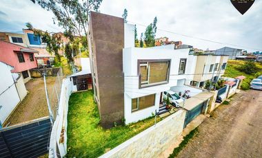 Casa de venta en Av. Del Tejar – código:21409