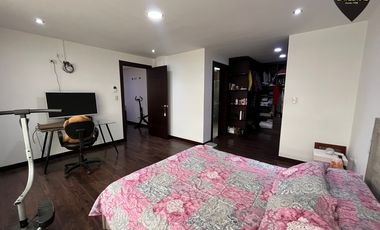 Casa de venta en Av. Del Tejar – código:21409