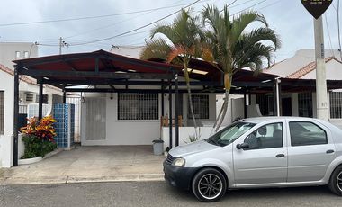 Casa de venta en Salinas – código:21333