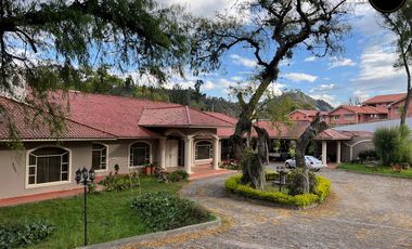 Casa de venta en Sector Challuabamba - Panamericana Norte – código:13940