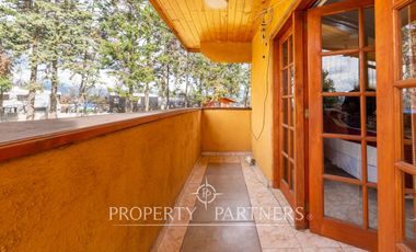 Casa en venta en Pirque: amplios espacios, piscina y gran quincho