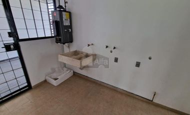 Casa en Venta en Foresta Metepec con Vista a la Laguna, 3 Recámaras