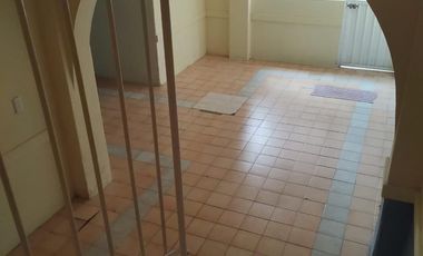 SE VENDE CASA EN CONDOMINIO CON BUENA UBICACIÓN EN SAN RAFAEL