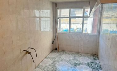 SE VENDE CASA EN CONDOMINIO CON BUENA UBICACIÓN EN SAN RAFAEL