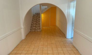 SE VENDE CASA EN CONDOMINIO CON BUENA UBICACIÓN EN SAN RAFAEL