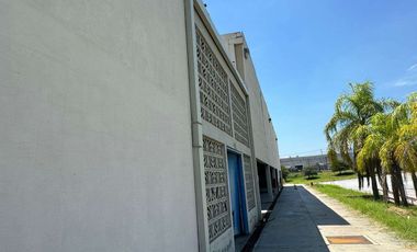 Nave en renta en parque de 19,176 m2 con oficinas  en Guadalupe Nuevo Leon
