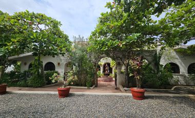 Finca frente al mar Playa Blanca
