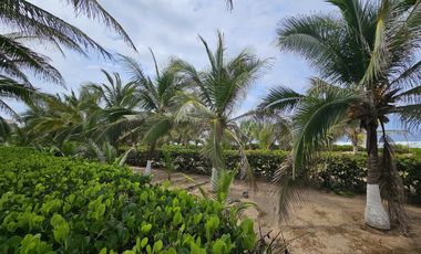 Finca frente al mar Playa Blanca