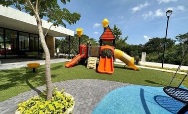 Terreno en venta con orientación Sur- Norte en privada Mirador, Komchén, Mérida.