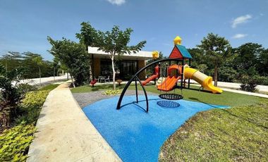 Terreno en venta con orientación Sur- Norte en privada Mirador, Komchén, Mérida.