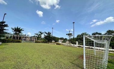 Terreno en venta con orientación Sur- Norte en privada Mirador, Komchén, Mérida.