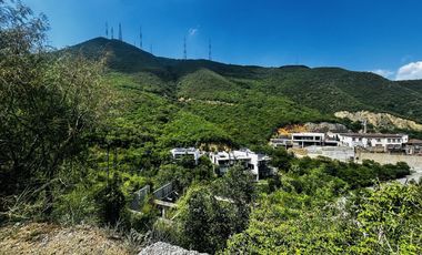 Terreno en Venta en Renacimiento Monterrey NL