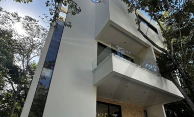 CASA EN VENTA EN CIUDAD MAYAKOBA, PLAYA DEL CARMEN.