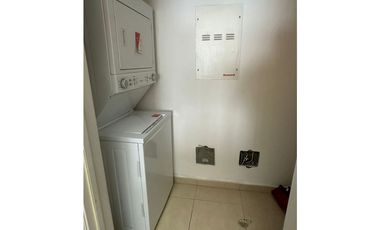 ALQUILER DE APARTAMENTO EN AV. BALBOA