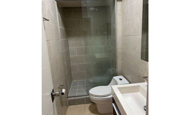 ALQUILER DE APARTAMENTO EN AV. BALBOA